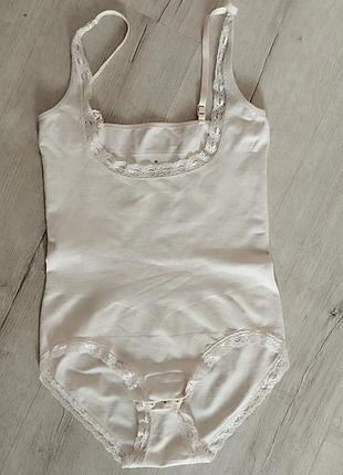 Корректирующее втягивающее белье комбидресс