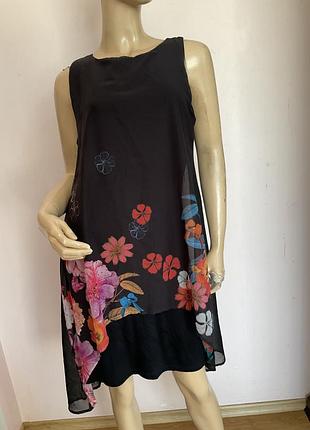 Фирменное расширенное платье/м/brend desigual