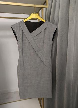 Шерстяное шерстяное платье-футболка футляр