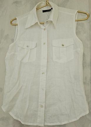 Льняная рубашка без рукавов с жемчужными пуговицами