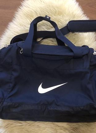 Спортивна дорожня сумка nike