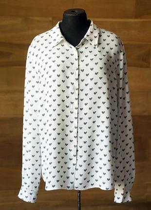 Біла блуза з принтом сердечки жіноча jones, розмір l, xl