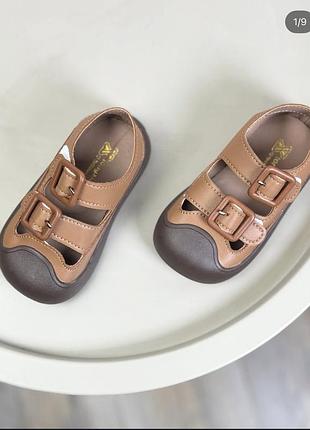 Босоніжки дитячі нові