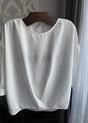 Літня блуза молочного кольору c&a