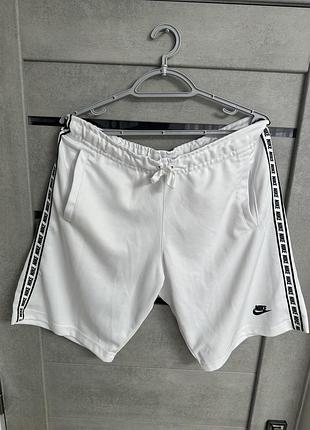 Шорти nike