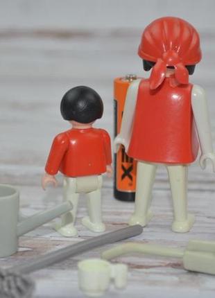 Фірмовий набір фігурка чоловічка з аксесуаром до конструктору playmobil плеймобил3 фото