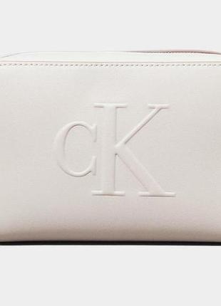 Жіноча крос-боді *calvin klein*