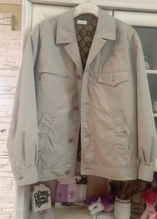 Куртка бомбер ветровка