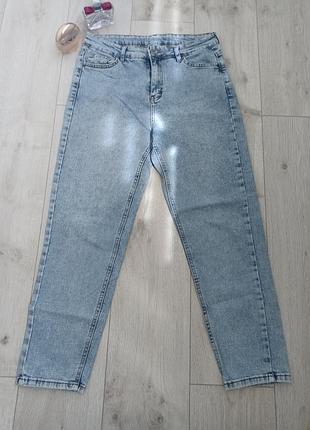 Очень красивые джинсы мом размер л 40
