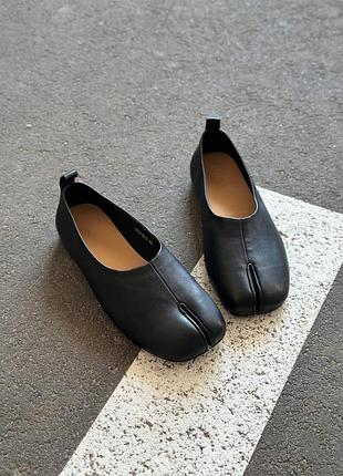 Балетки женские из натуральной кожи черного цвета