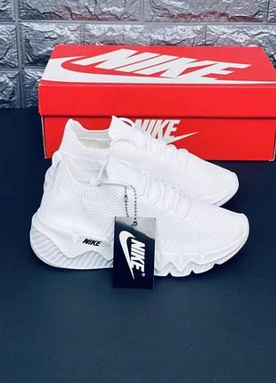 Женские кроссовки найк последний размер 39