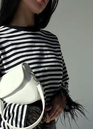 Тельняшка з пірʼям страусах