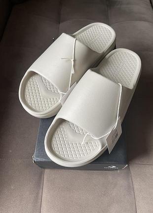 Шльопанці чоловічі converse