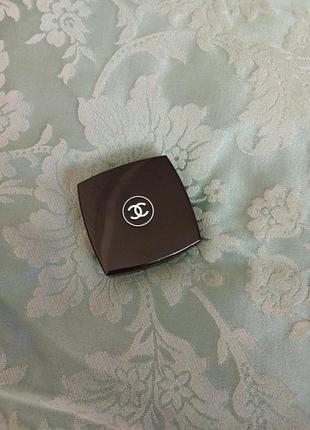 Тени для век