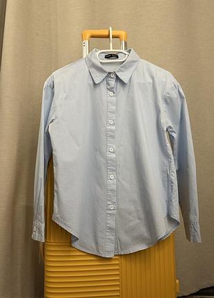 Блакитна сорочка