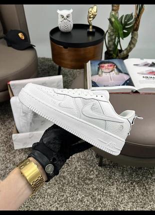 Жіночі кросівки nike air force 1 07’ lv8 utility all white