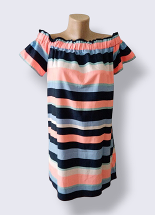 Легка сукня вільного крою з відкритими плечима flame