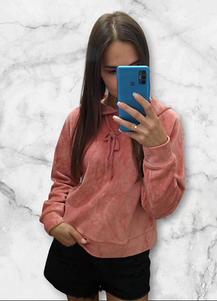 Худи велюровое с капюшоном