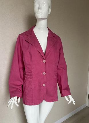 Стильний красивий жакет per una