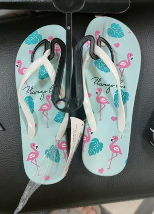 Шлепанцы вьетнамки женские стильные тренд