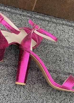 Босоніжки ✨☀️✨