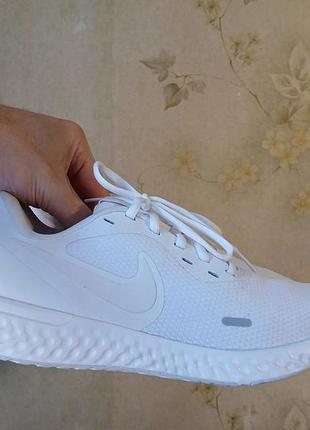Кроссовки nike revolution 5 на стопу 25 см и 25,5 см
