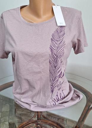 Футболка жіноча