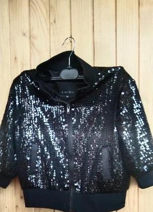 Стильный бомбер