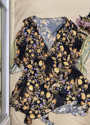 Пляжна сукня