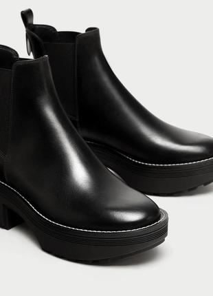 Полностью кожаные ботинки zara на массивной подошве, черного цвета2 фото