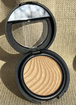 Flormar mono eye shadow тени для век компактные №003 оттенок 003 3 pearly gold сияющие шиммерные бархатные сатиновые золотые золотистые