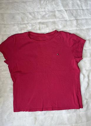 Футболка малинова tommy hilfiger