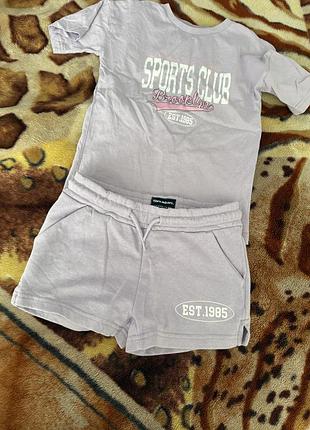 Костюмчик на девочку