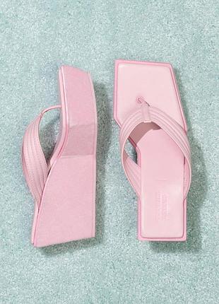 В’єтнамки, тапки, шльопанці, на платформі