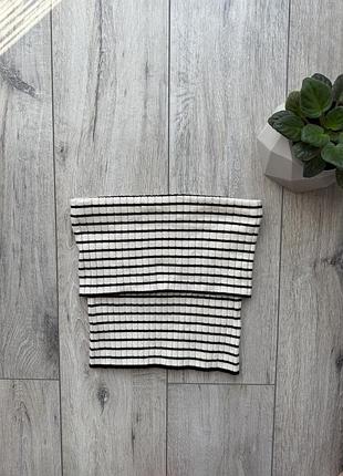 Топ бандо в смужку bershka