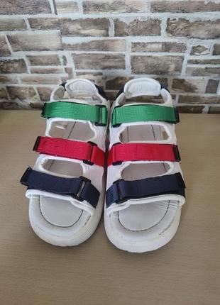 Босоножки женские