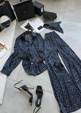 Костюм брючный