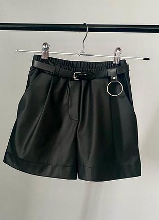 Шорти з еко шкіри для дівчинки