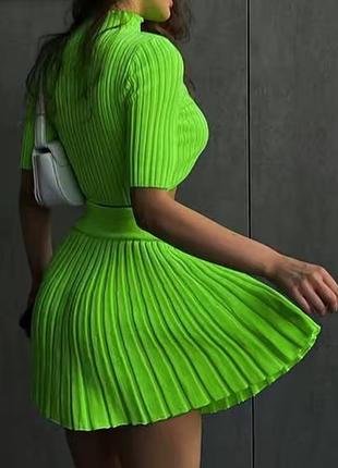 Костюм спідниця з високою талією та топ в щільний рубчик