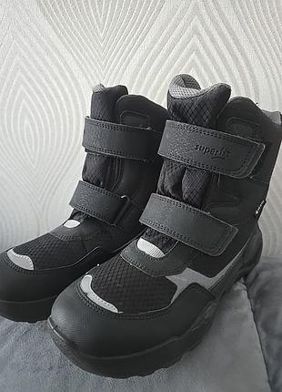 Ботинки зимние на мальчика superfit