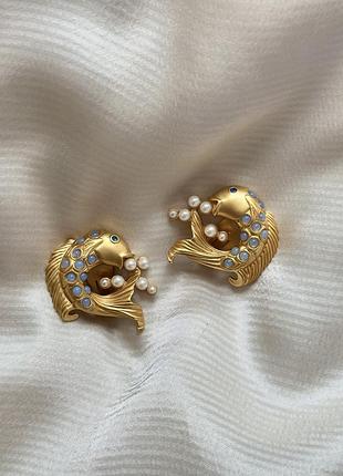 Вінтажні кліпси avon