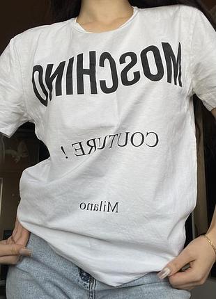 Футболка moschino
