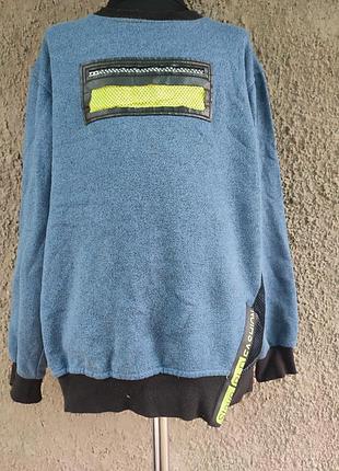 Свитер,джемпер трикотажный на теплой фланелевой основе. турция. на возраст 9-12 лет рост 146-158см.