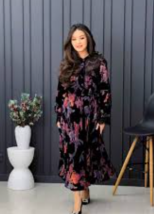 Бархатное закрытая платье с воланами р.42