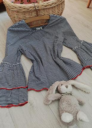 Винтажная коттоновая блуза с красивыми рукавами.