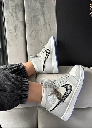 Женские кроссовки кеды nike air jordan 1 retro high