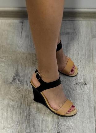 Босоніжки босоніжки шкіряні