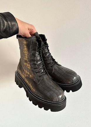 Boots python green 10