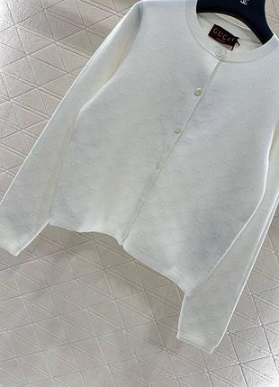 Кардиган люкс класу 4