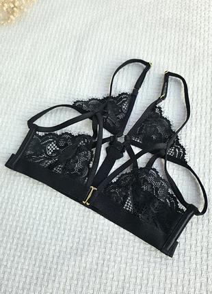 Обольстительный бюстгальтер hunkemoller xs 70 a-b
